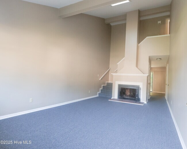 Building Photo - 119 N Onsville Pl