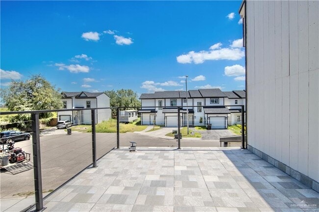 Building Photo - 23 Cassandra St