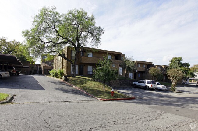 Treehouse Apartments - San Antonio, TX | Apartment Finder