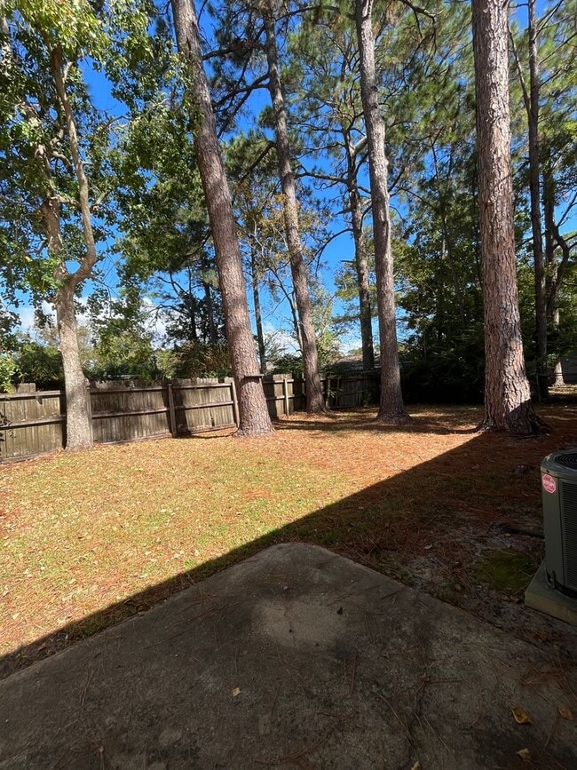 Primary Photo - 841 Meadow Ln