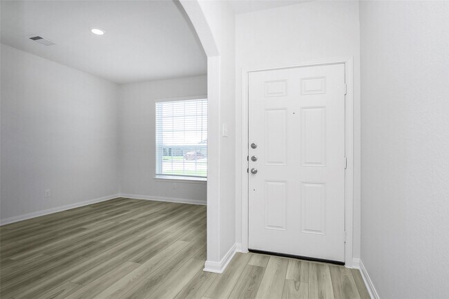 Building Photo - 462 Amberwood Pk Dr