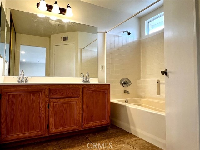 Building Photo - 16620 Colonial Dr