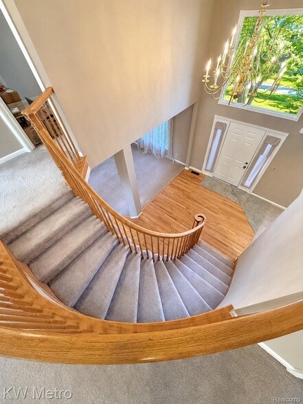 Building Photo - 1176 Cadmus Dr