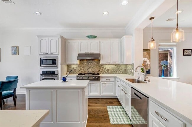 Building Photo - 1267 Sopris Dr