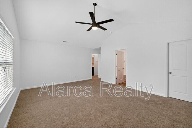Building Photo - 4019 John Dale Ln