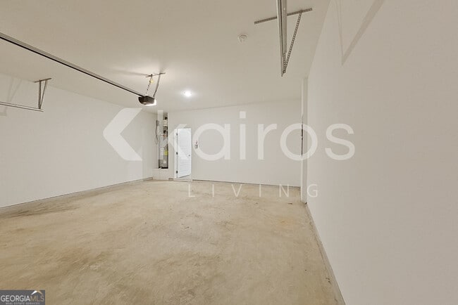 Building Photo - 103 Silver Maple Ln