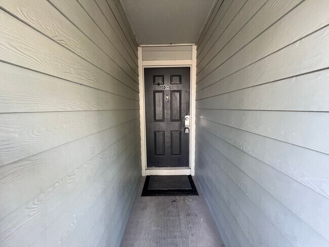 Building Photo - Great Apartment for rent!