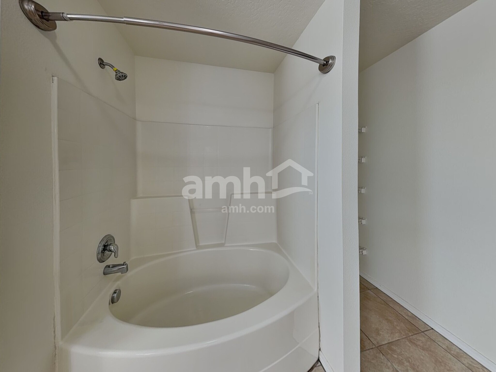 Building Photo - 9451 W Portola Dr