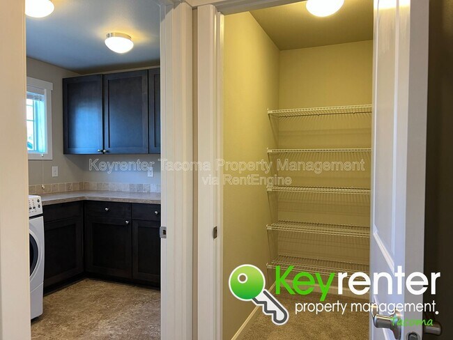 Building Photo - 16128-16181 81 Ave E