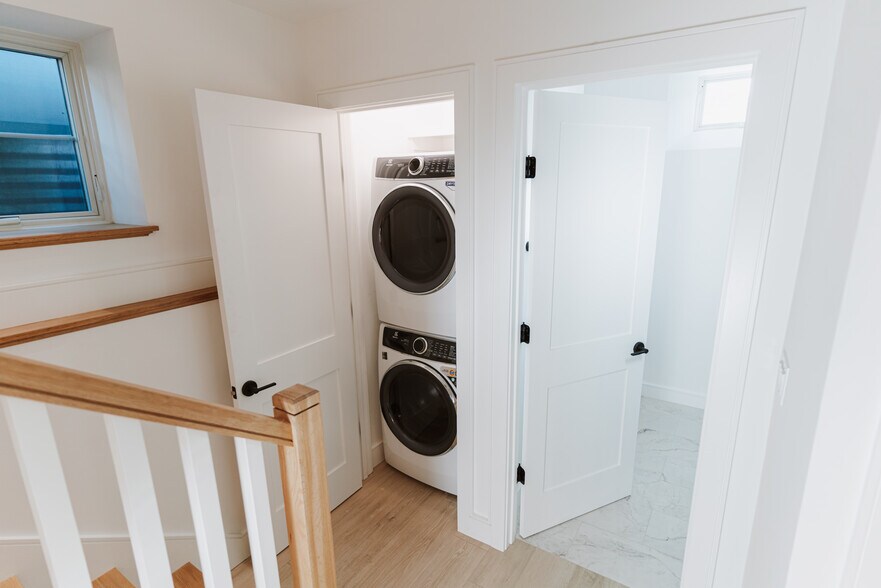 Building Photo - 5 Thurston St