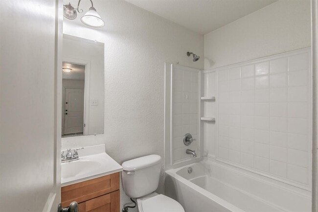 Building Photo - 8117-8119 Doreen Avenue