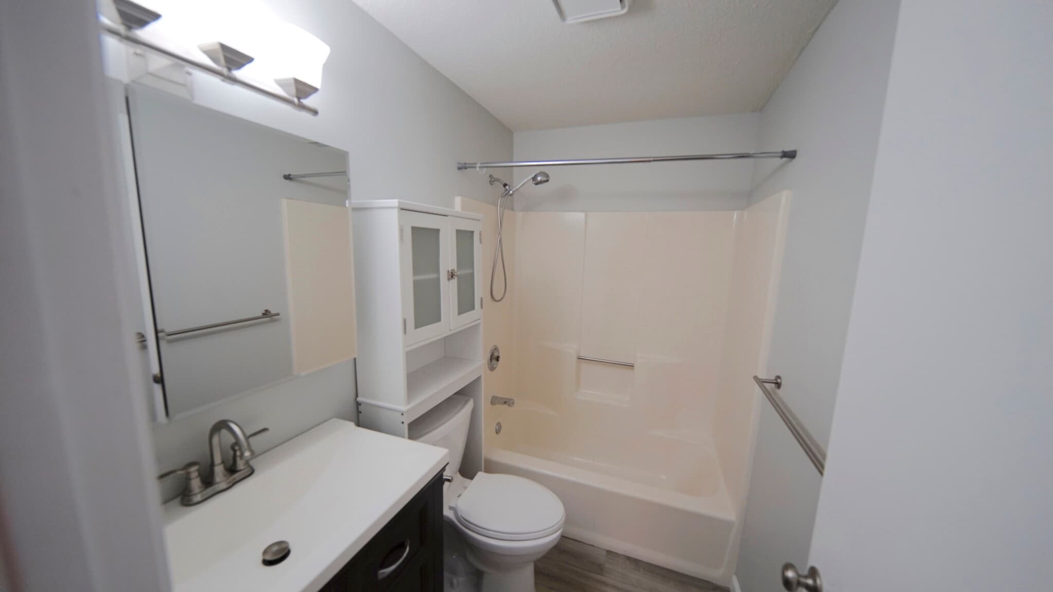 Building Photo - 64 Crystal Ln