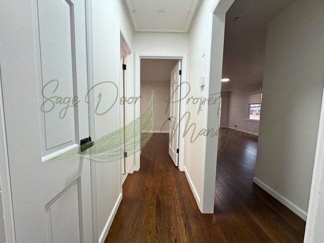 Building Photo - WELCOME HOME TO COMFORT & STYLE