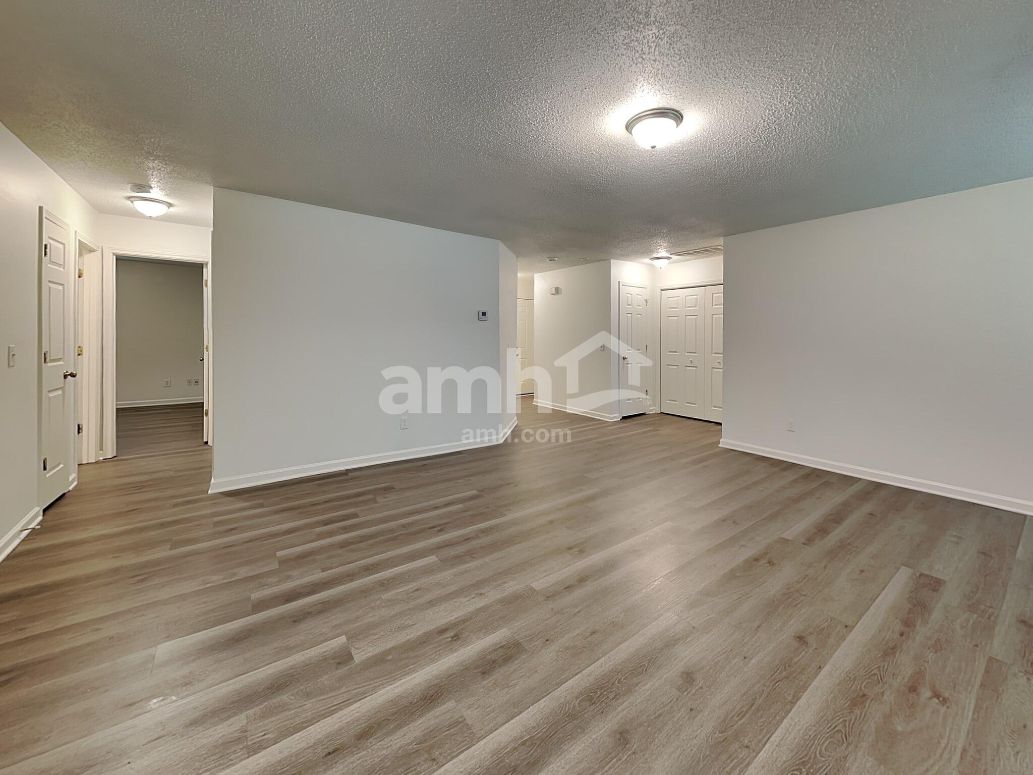 Building Photo - 4020 Landerwood Dr