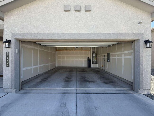 Building Photo - 10652 Aspiration Ln SW