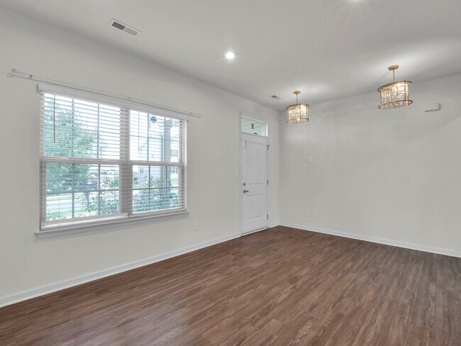 Building Photo - 7023 Waterwheel St SW