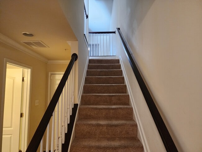 Level 2 Main Level - 7013 Southmoor St