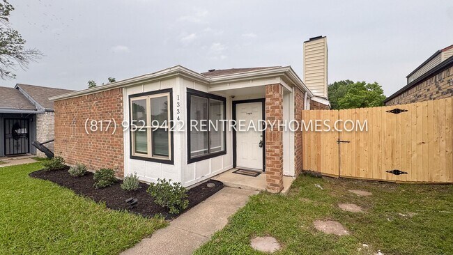 Building Photo - 1334 Natchez Trce