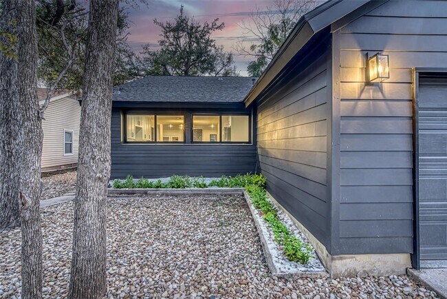 Building Photo - 13126 Mill Stone Dr