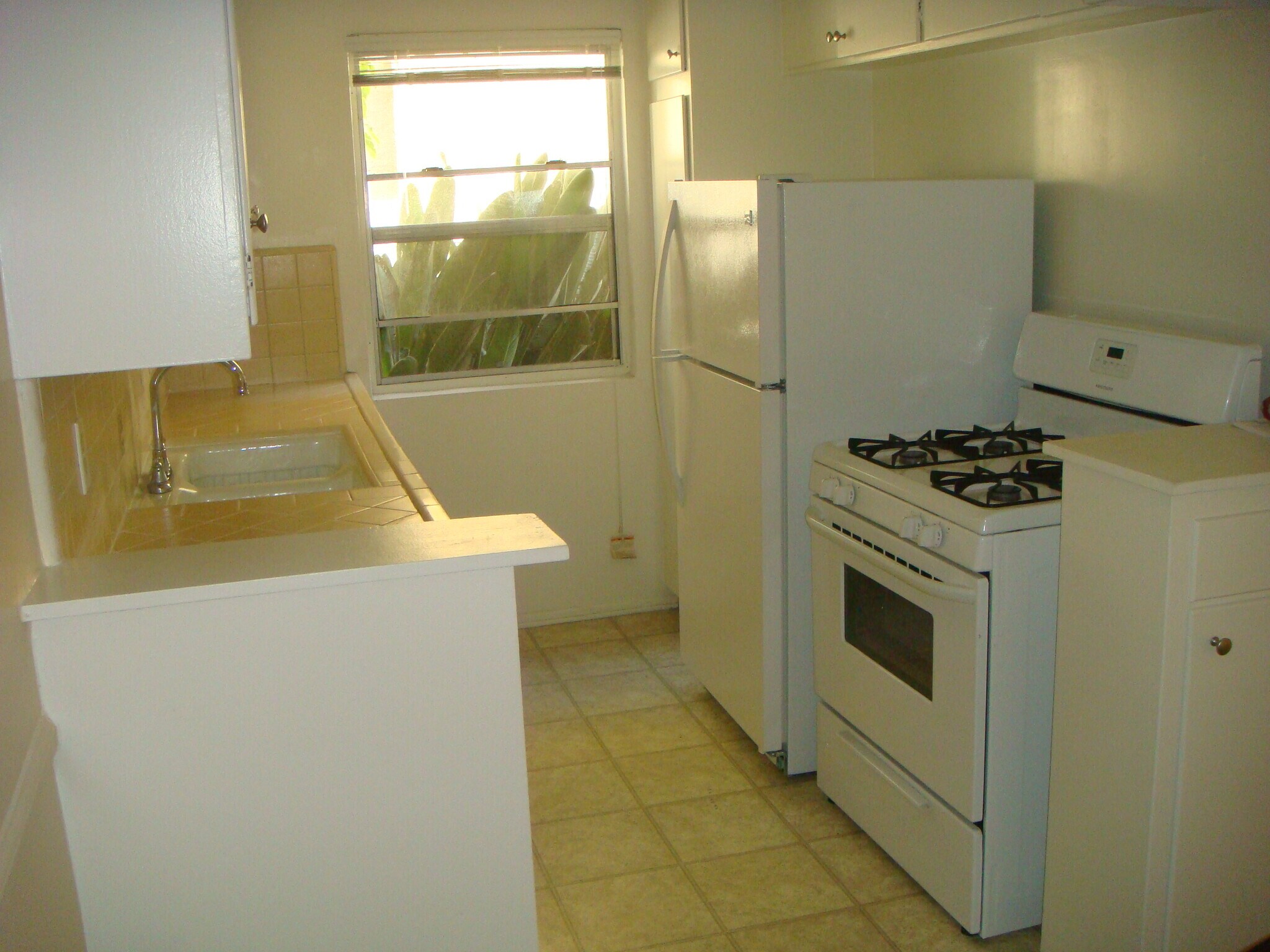 Building Photo - 1475 S Wooster St