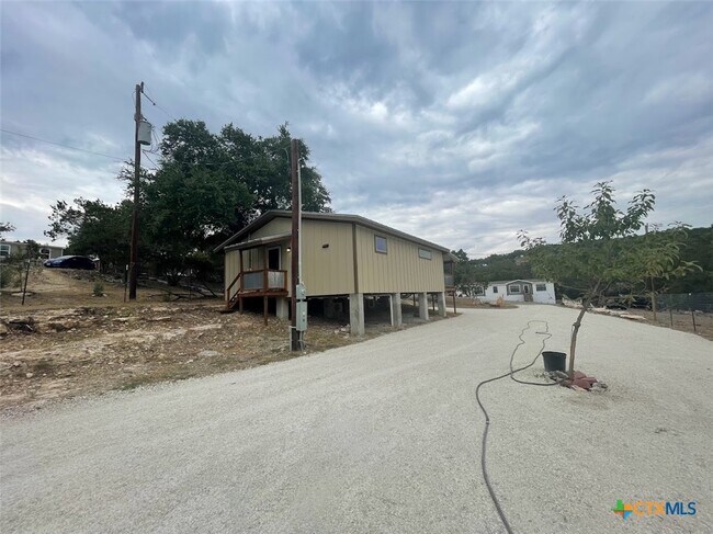 Primary Photo - 789 Regina Dr