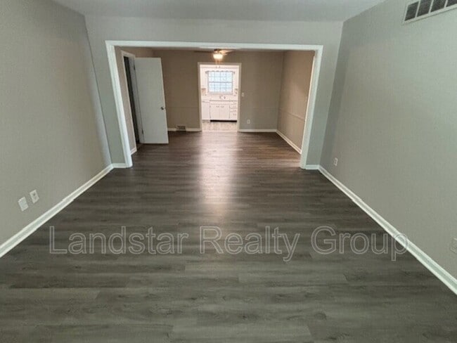 Building Photo - 3533 Leith Ln