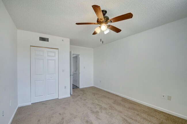 Building Photo - 651 Okeechobee Blvd