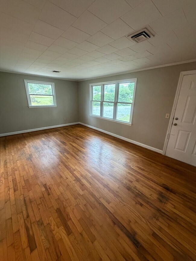 Building Photo - Matthews/Stallings 2 bedroom Home for Rent