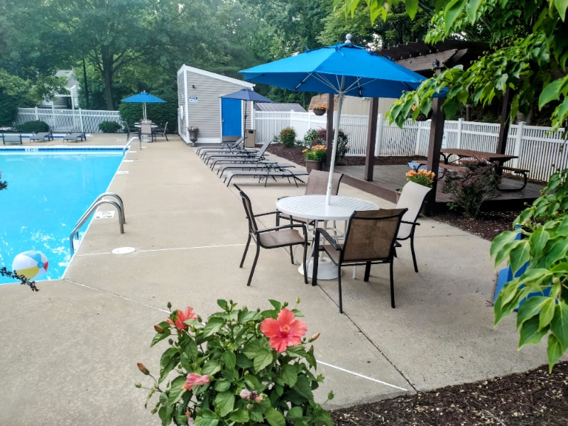 Building Photo - 600 Reusens Rd