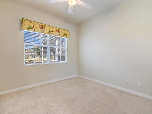 Building Photo - 4-bd,3-bth in The Isles-One Of Palmer Ranch’s Most Sought After Community