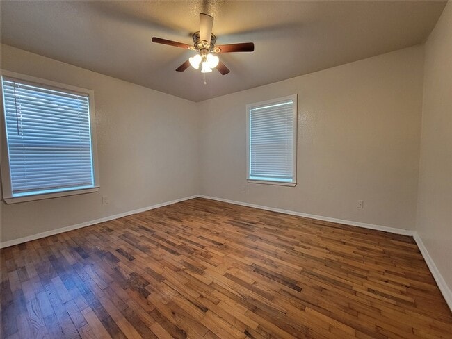 Building Photo - 1335 Richard St