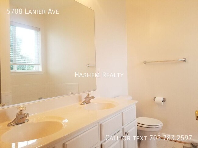 Building Photo - 5708 Lanier Ave