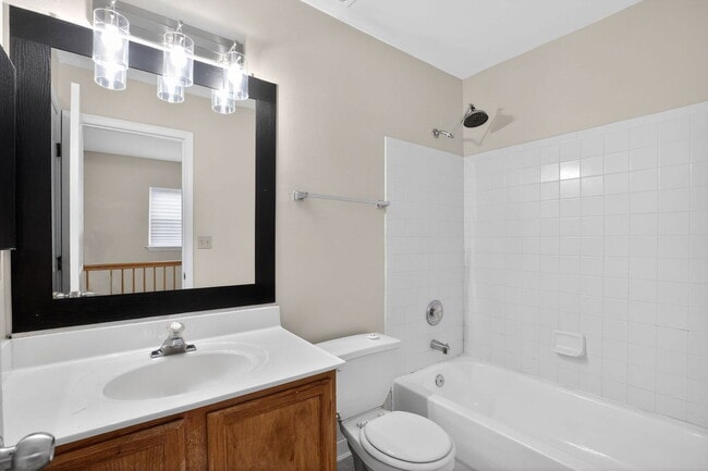 Building Photo - 9880 Moffit Pl