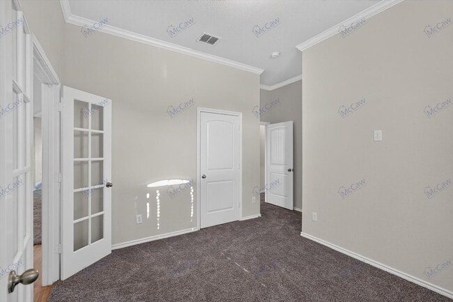 Building Photo - 324 Greenhaven Dr