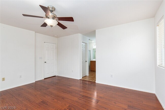 Building Photo - 9933 Carrizo Springs Ave