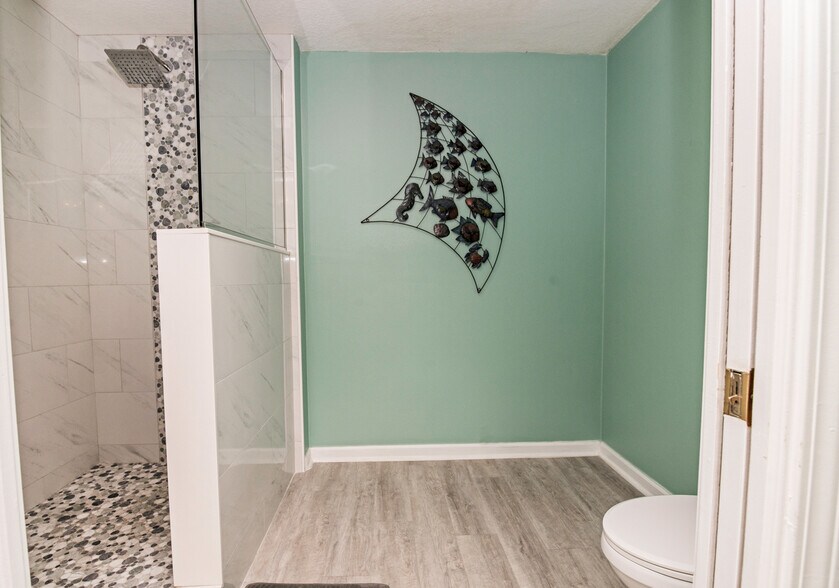 Building Photo - 285 Atlantis Cir