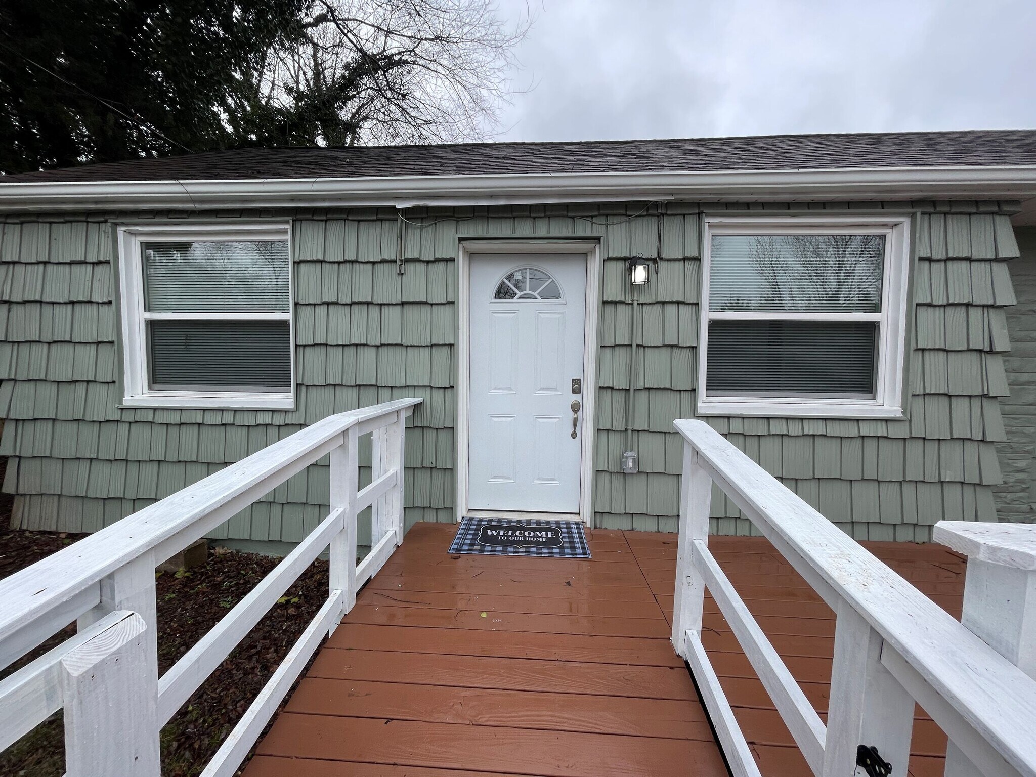 Private 1BR Entrance - 1115 Henrietta Dr