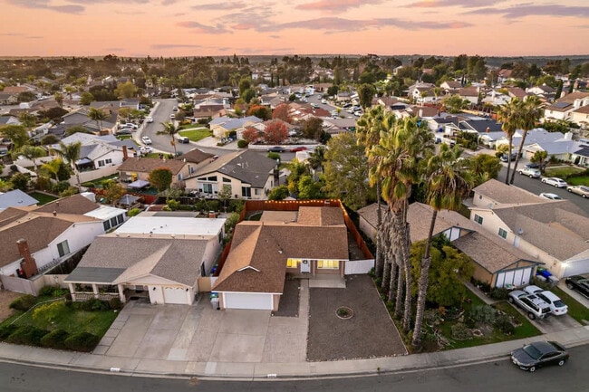 Building Photo - 7630 Andasol St