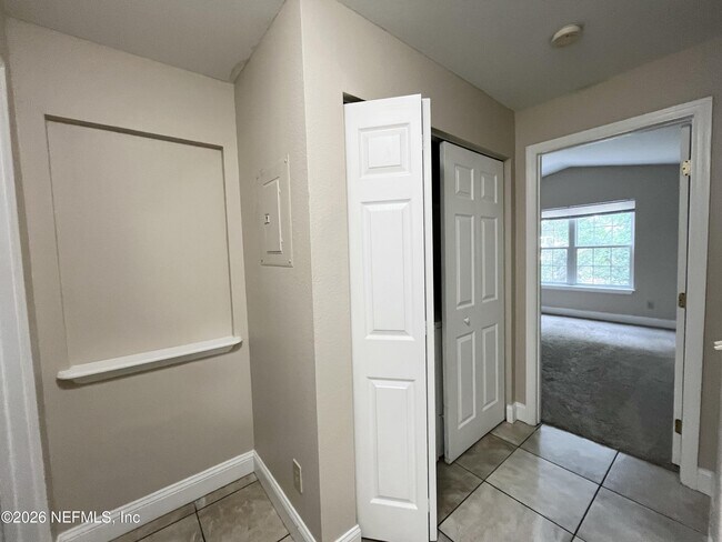 Building Photo - 13810 Sutton Park Dr N