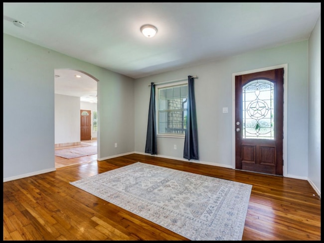 Building Photo - 5075 FM 5