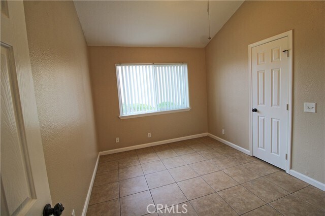 Building Photo - 1340 Vista Serena Ave