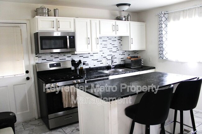 Building Photo - 2809 Bellbrook St