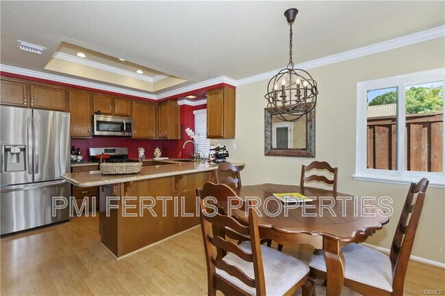 Building Photo - 7175 Summerfield Pl