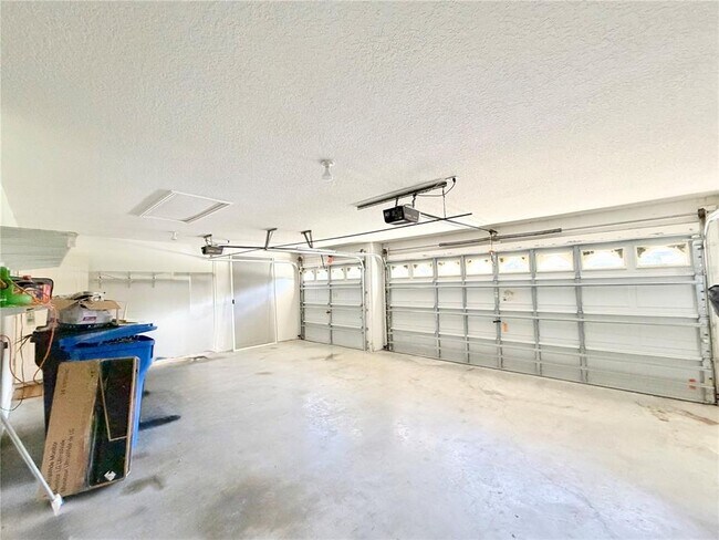 Building Photo - 14606 Coral Berry Dr