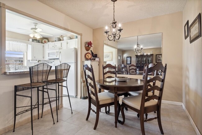 Building Photo - 5300 Washington St