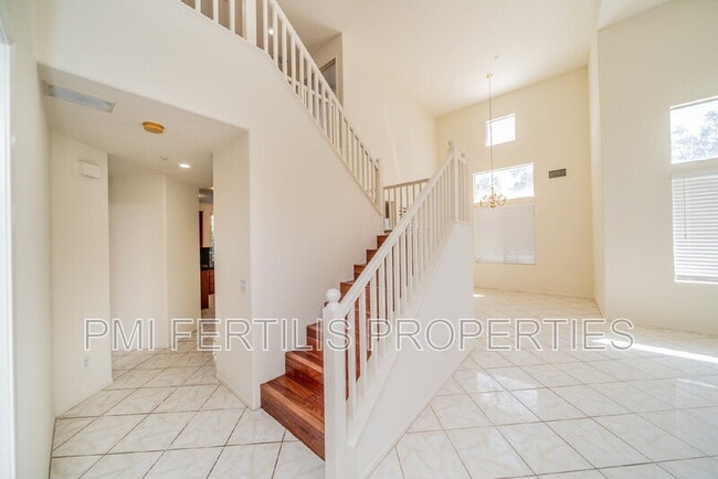 Building Photo - 5055 St Albert Dr