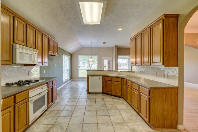 Building Photo - 11406 Bottlebrush Ln