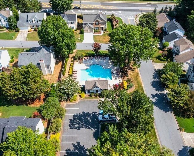 Building Photo - 11545 Carriage Park Ln