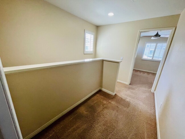 Building Photo - Condo Located in the Gorgeous Columbus Grove
