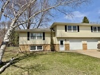 Building Photo - 1710 Gateway Dr
